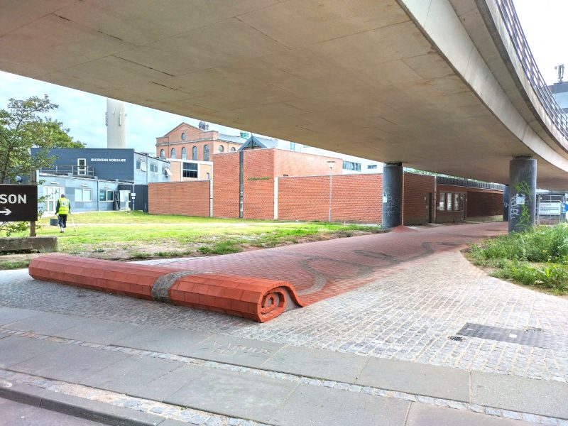 Marianne Jørgensen, Den Røde Løber, 2025 (foto af Marianne Jørgensen)